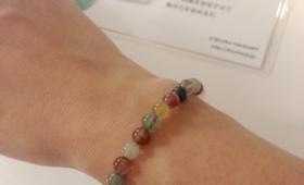 サゲニティッククォーツのブレスレット