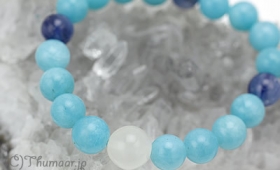 このブレスレットのチカラにびっくりしています！